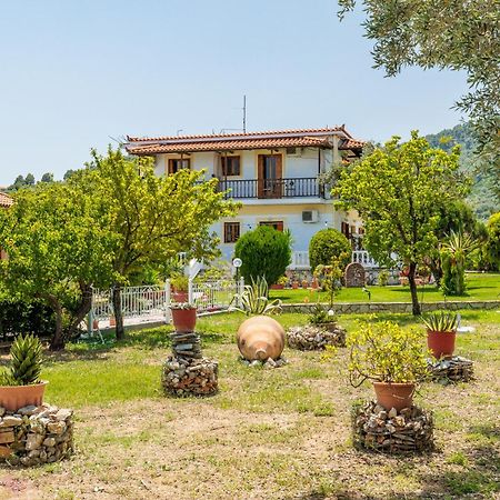 Panagou Studios Bandar Skopelos Luaran gambar