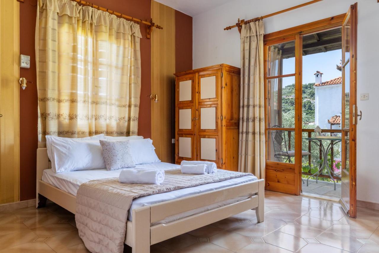 Panagou Studios Bandar Skopelos Luaran gambar
