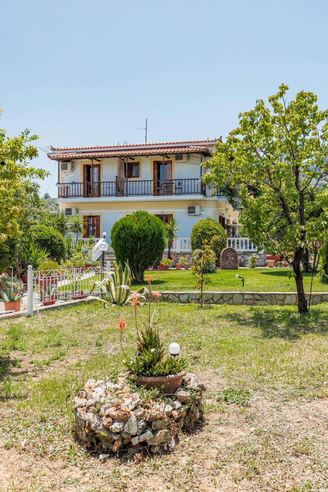 Panagou Studios Bandar Skopelos Luaran gambar