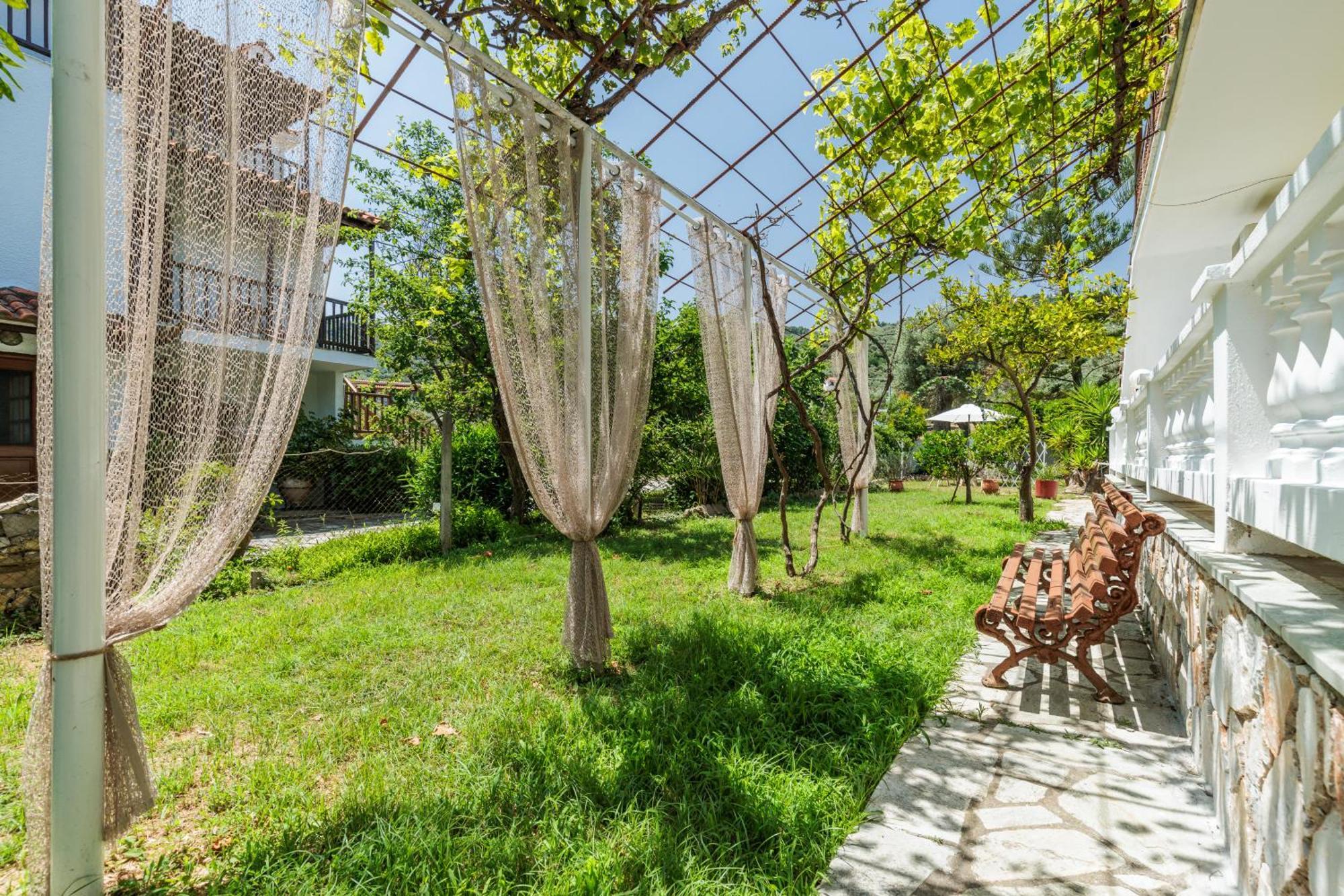 Panagou Studios Bandar Skopelos Luaran gambar