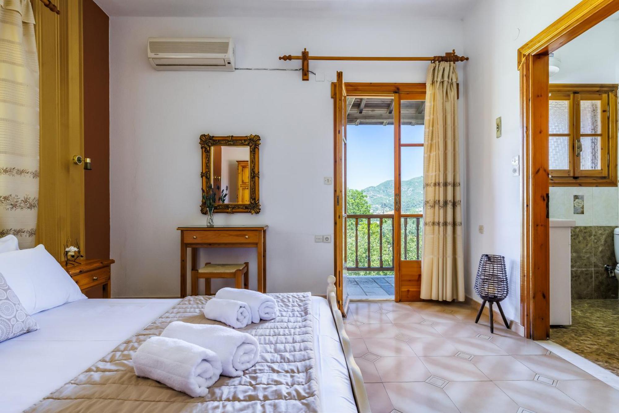 Panagou Studios Bandar Skopelos Luaran gambar