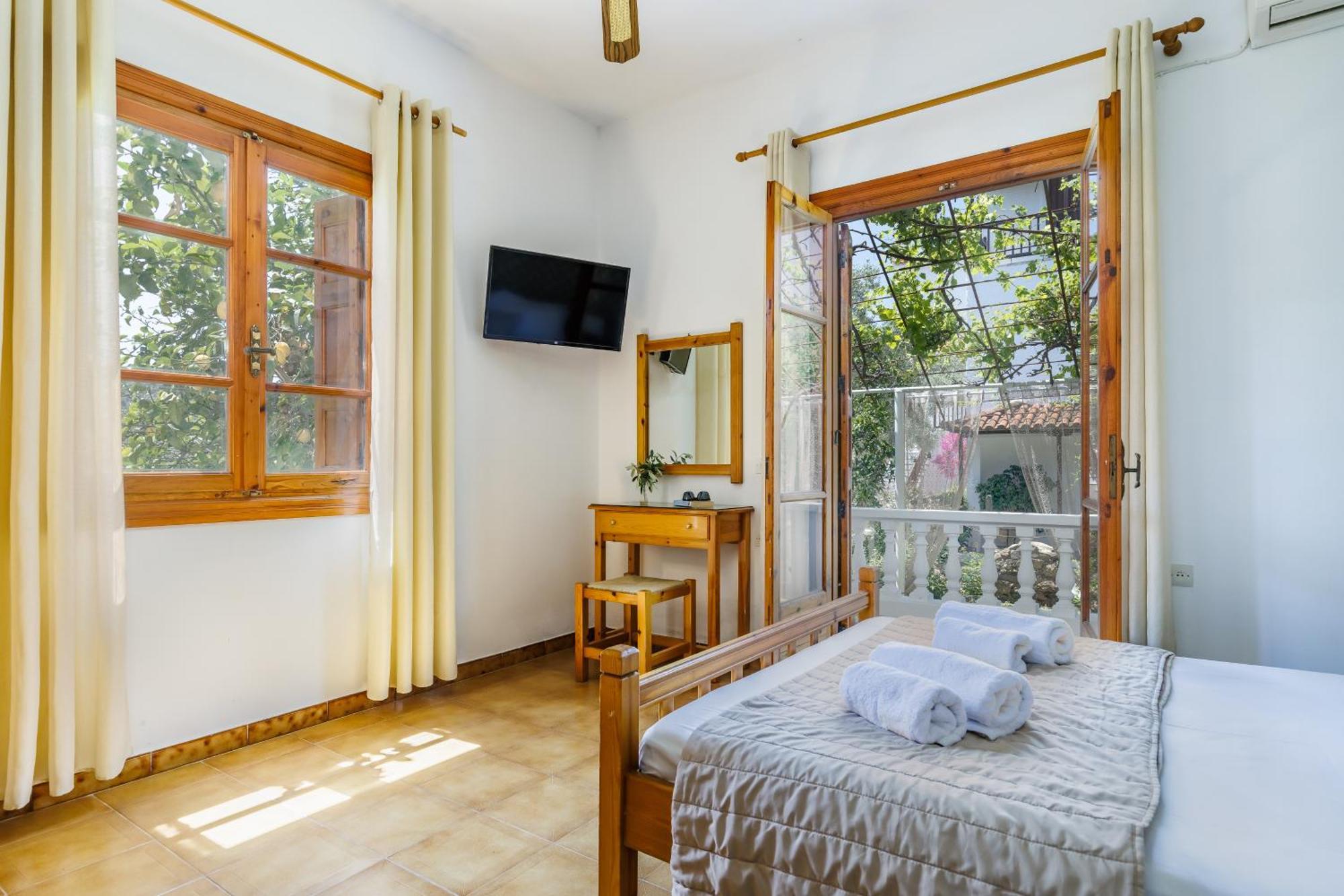 Panagou Studios Bandar Skopelos Luaran gambar