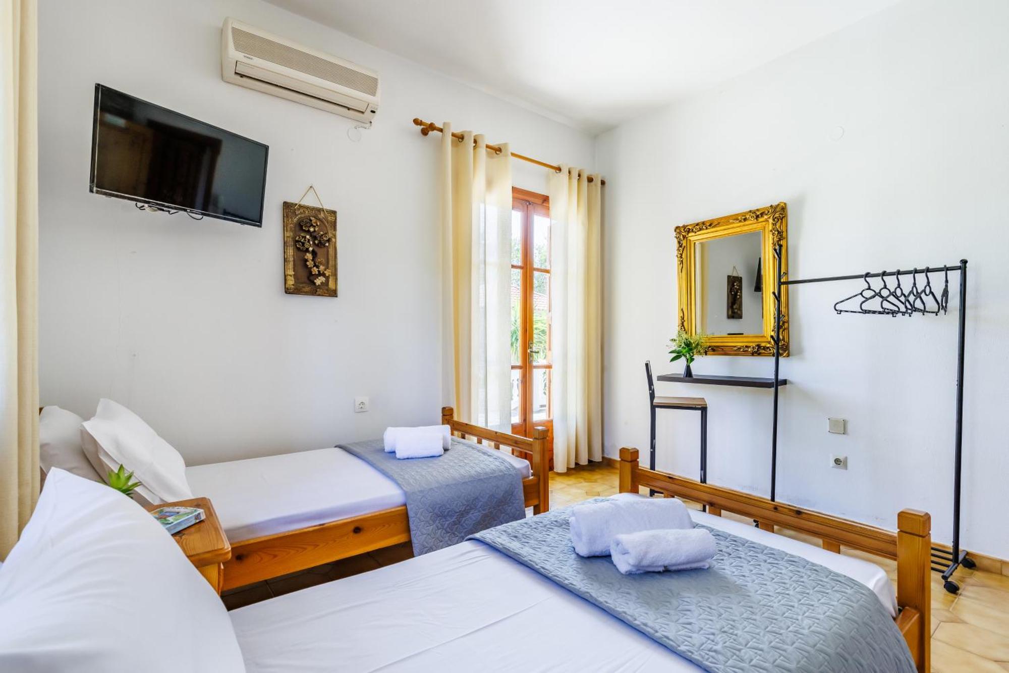 Panagou Studios Bandar Skopelos Bilik gambar